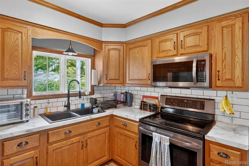 6235 Flushing Road Mt. Morris Township MI 48433