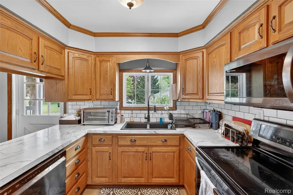 6235 Flushing Road Mt. Morris Township MI 48433