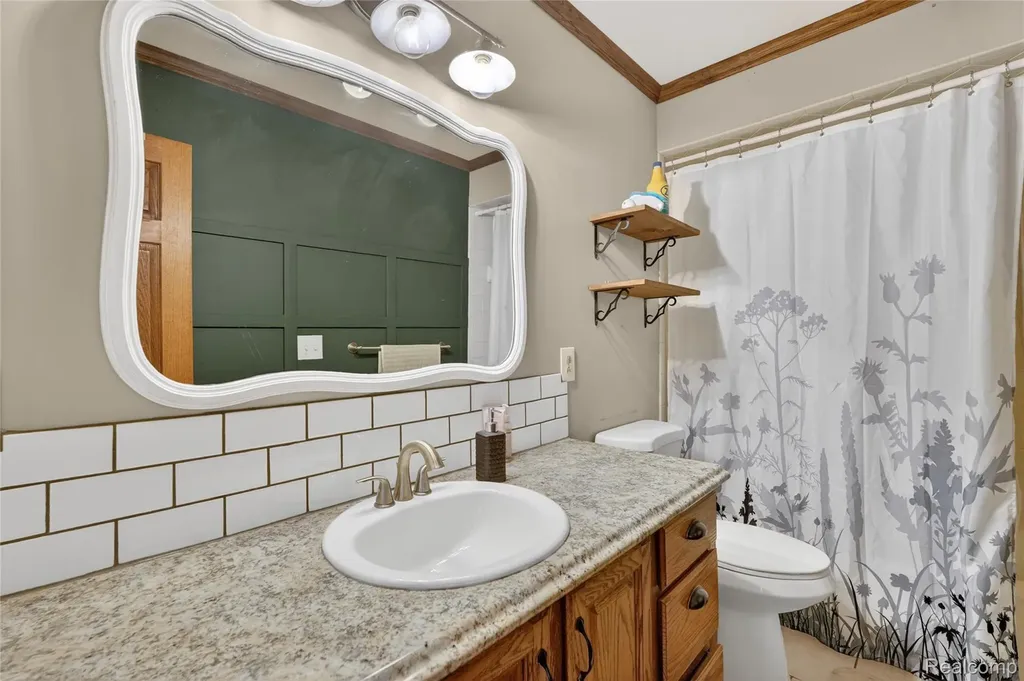 6235 Flushing Road Mt. Morris Township MI 48433