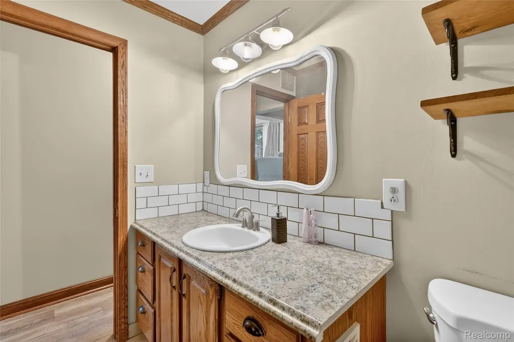 6235 Flushing Road Mt. Morris Township MI 48433