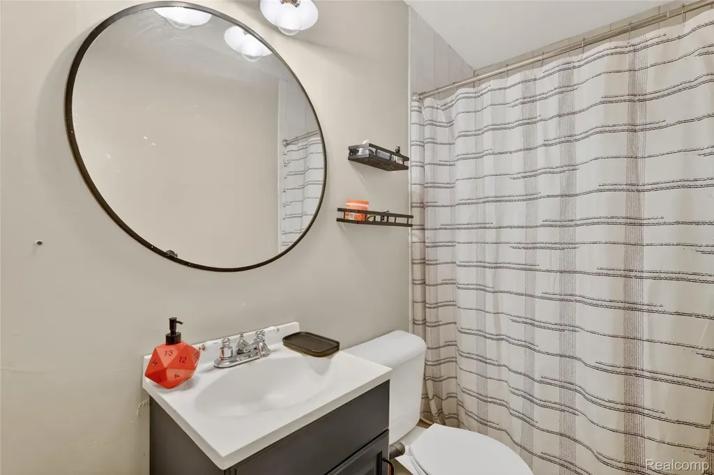 6235 Flushing Road Mt. Morris Township MI 48433