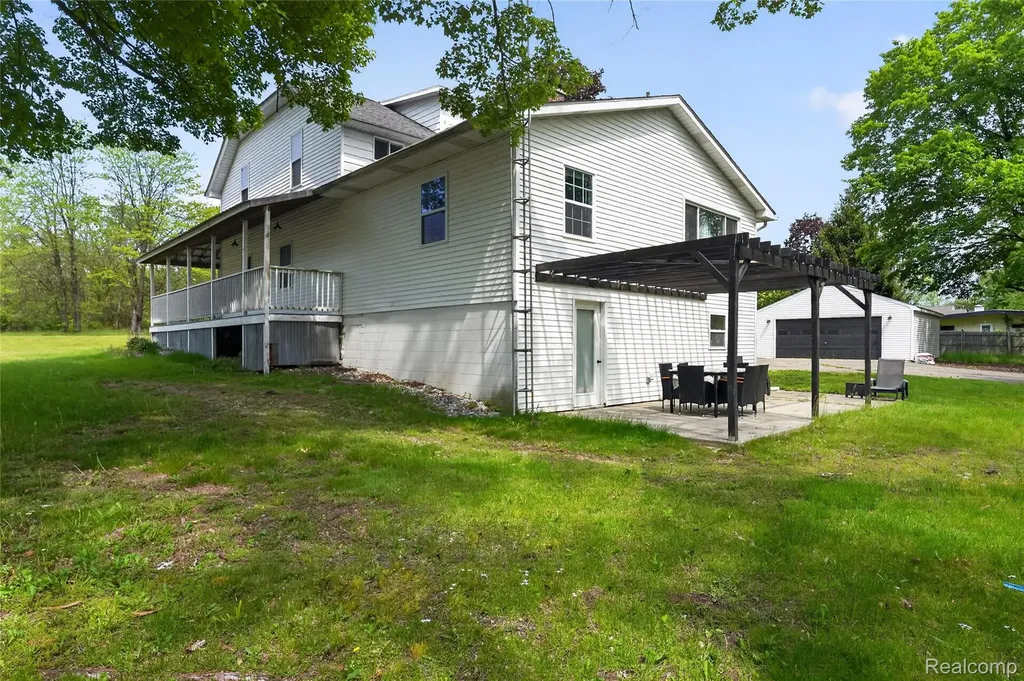 6235 Flushing Road Mt. Morris Township MI 48433