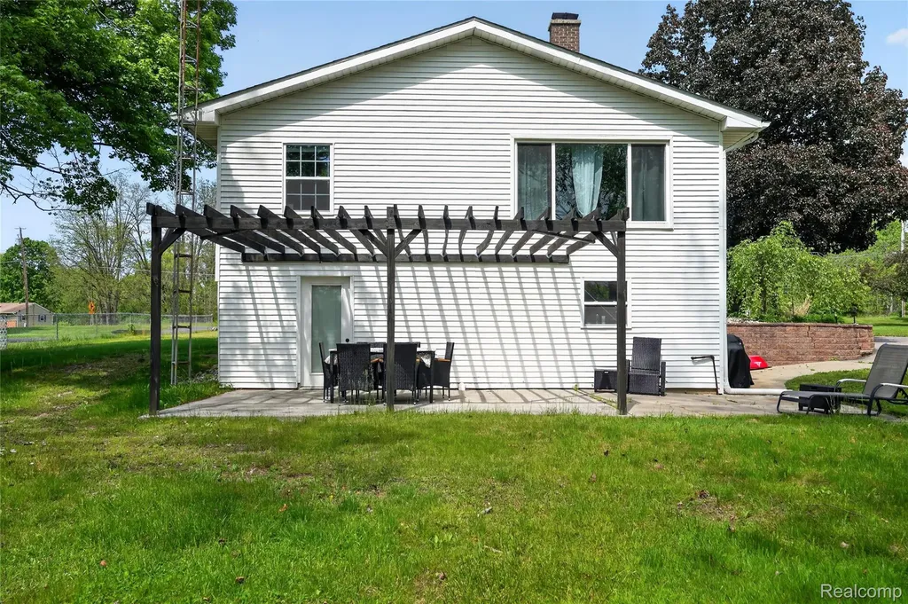 6235 Flushing Road Mt. Morris Township MI 48433