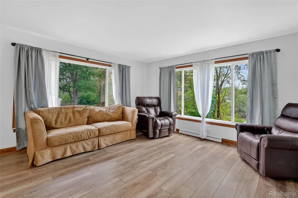 6235 Flushing Road Mt. Morris Township MI 48433