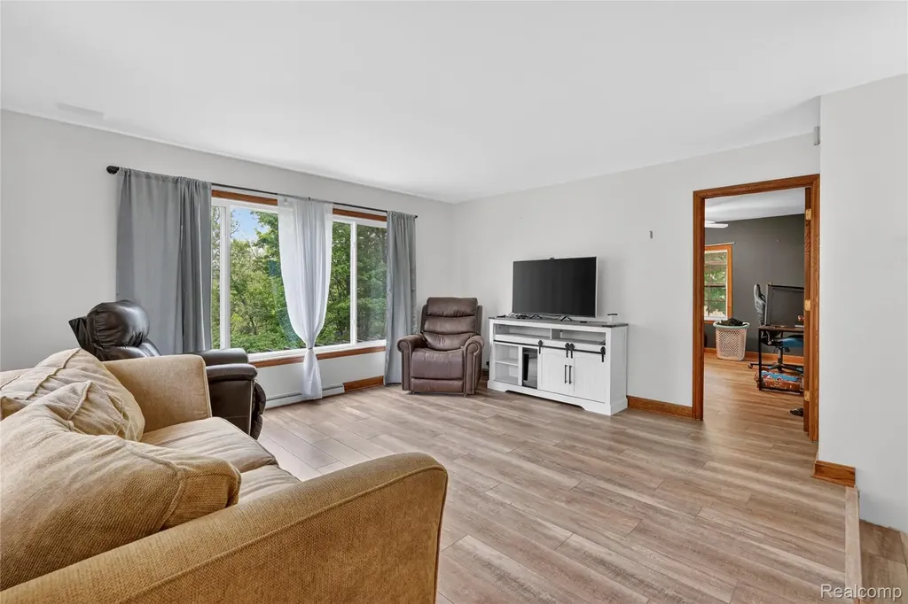 6235 Flushing Road Mt. Morris Township MI 48433