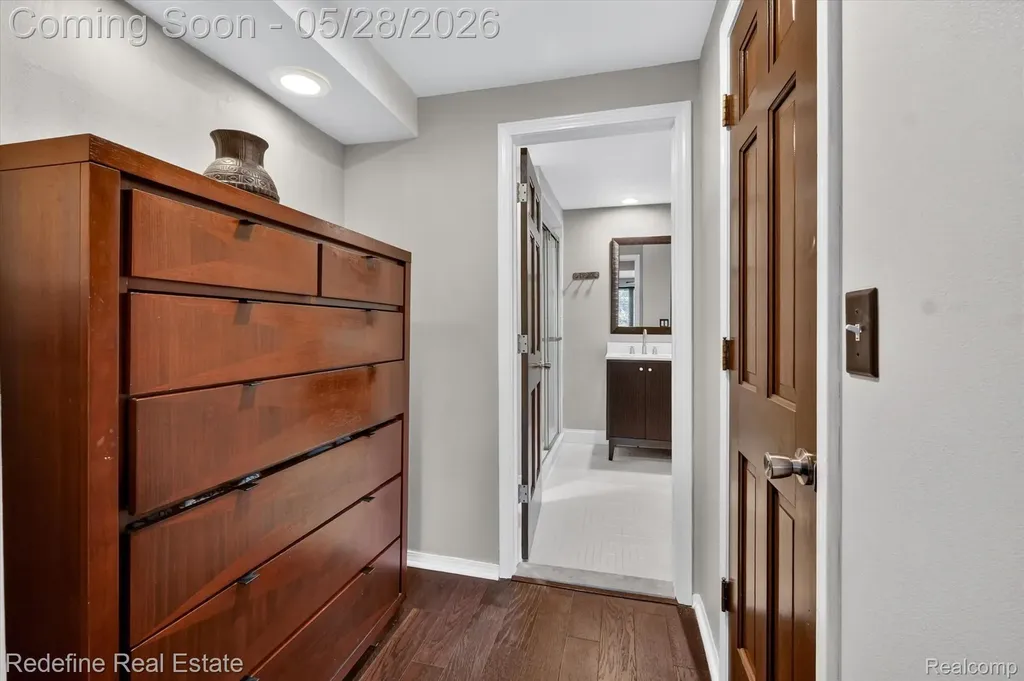 4296 Barcroft Way West Bloomfield Charter Township MI 48323
