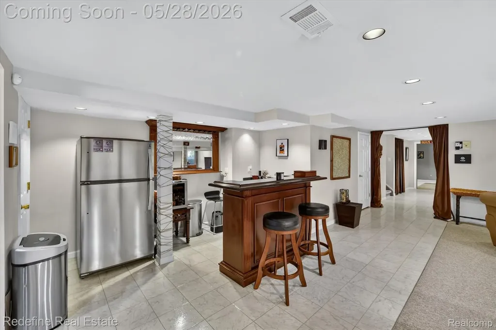 4296 Barcroft Way West Bloomfield Charter Township MI 48323