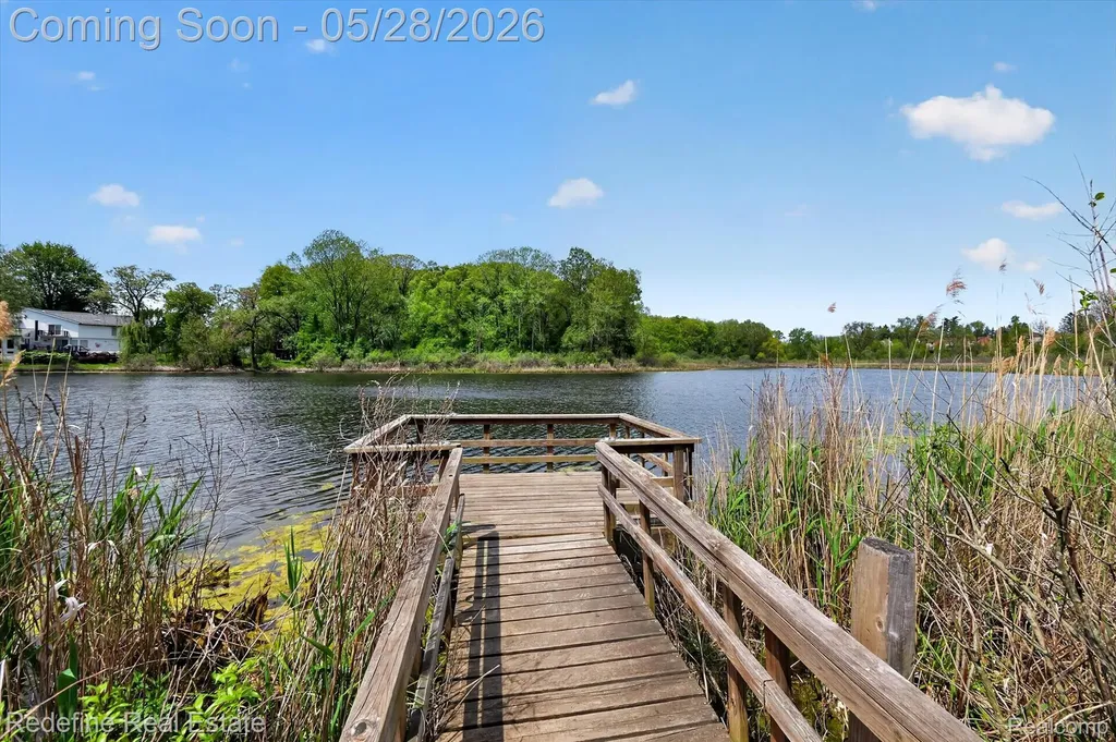4296 Barcroft Way West Bloomfield Charter Township MI 48323