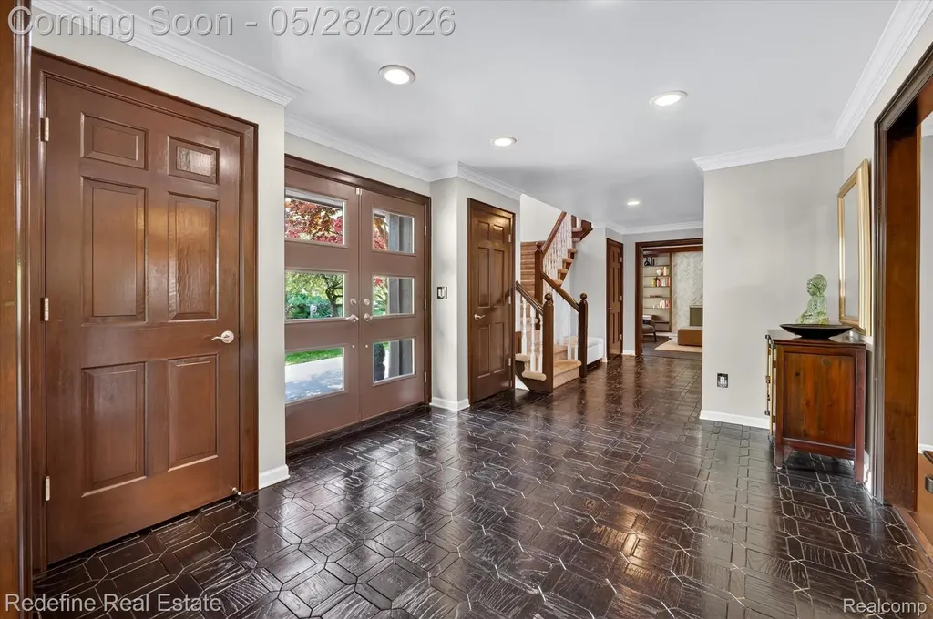 4296 Barcroft Way West Bloomfield Charter Township MI 48323