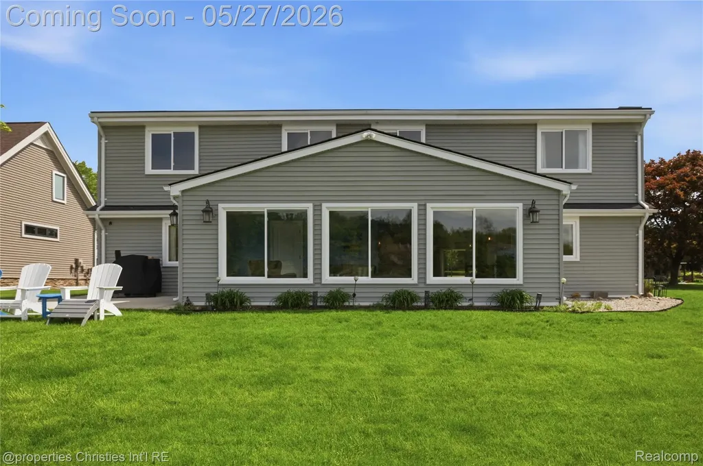 6672 Seth Court Independence Charter Township MI 48348