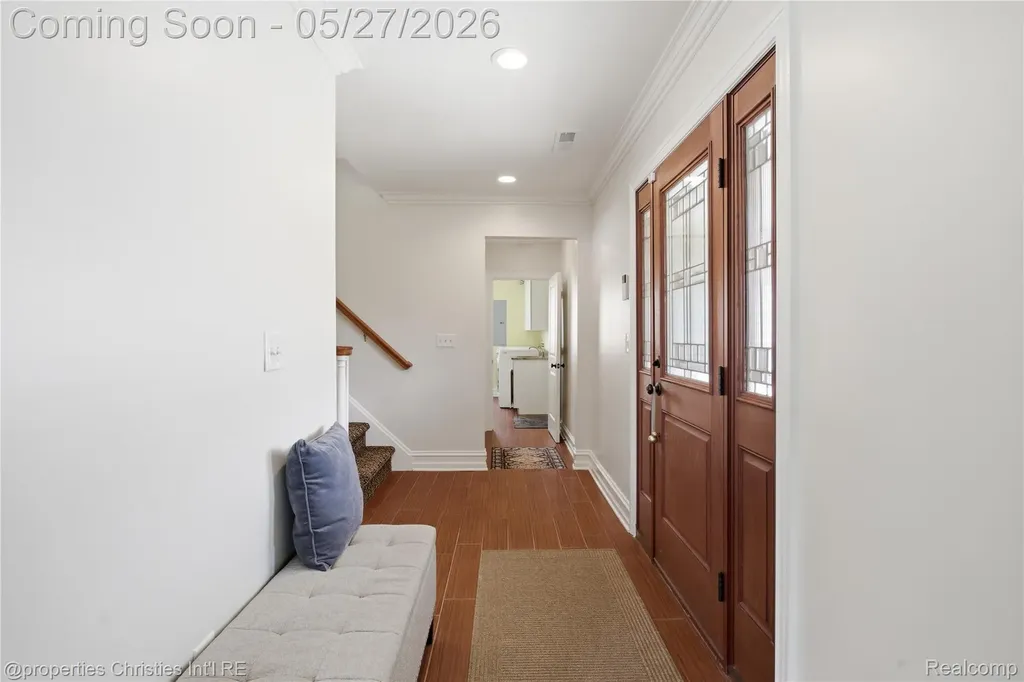 6672 Seth Court Independence Charter Township MI 48348
