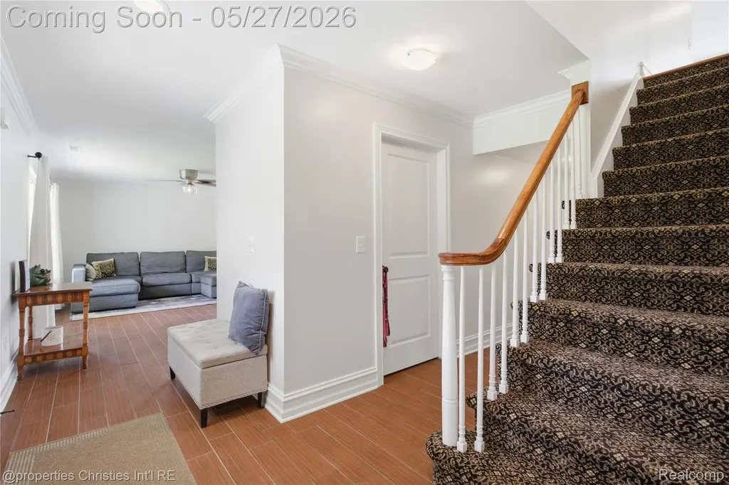 6672 Seth Court Independence Charter Township MI 48348
