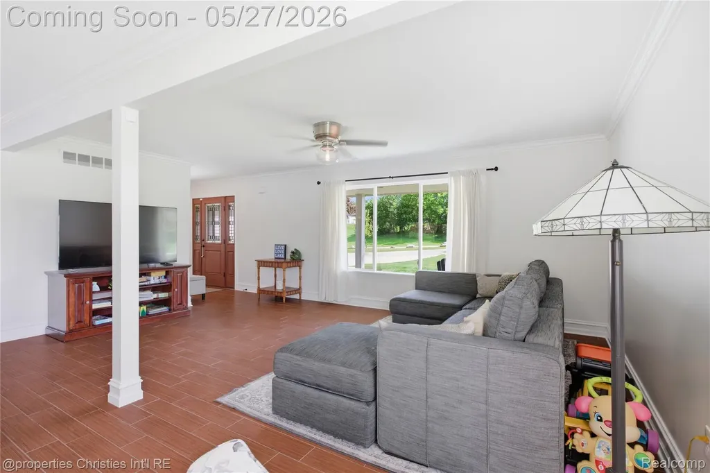 6672 Seth Court Independence Charter Township MI 48348