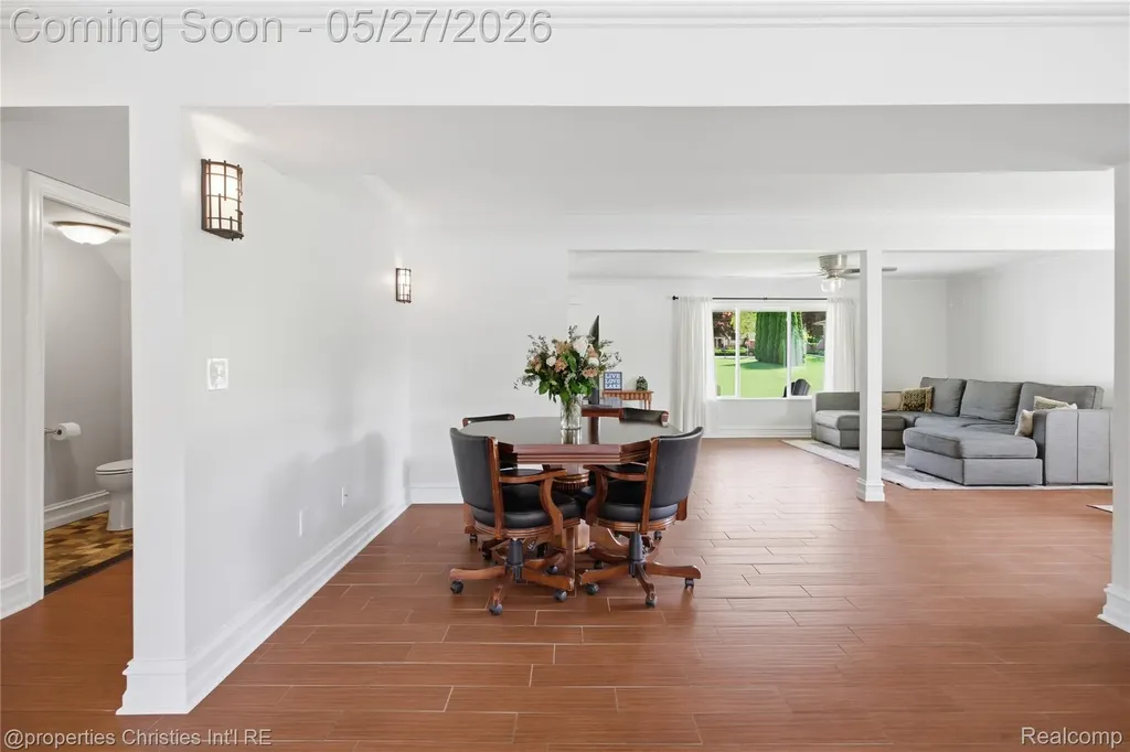 6672 Seth Court Independence Charter Township MI 48348