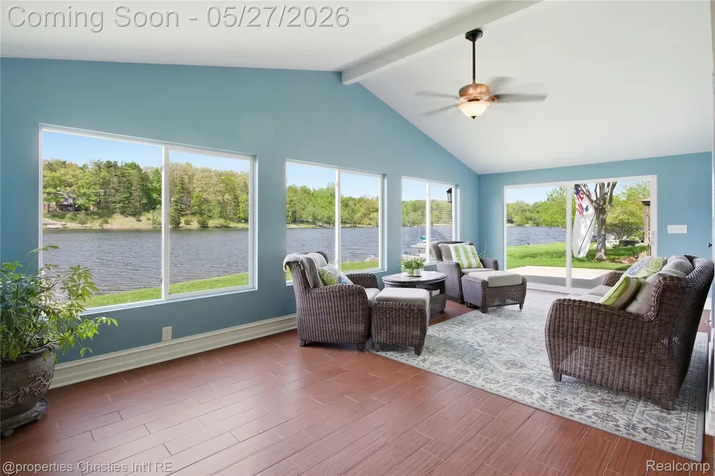 6672 Seth Court Independence Charter Township MI 48348