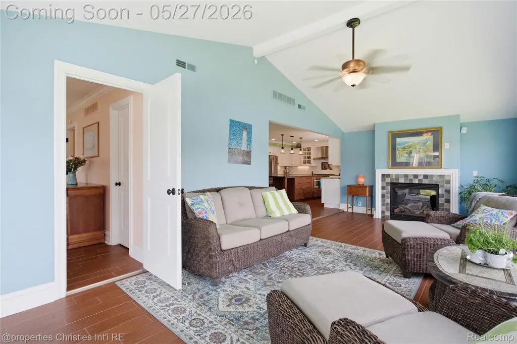 6672 Seth Court Independence Charter Township MI 48348