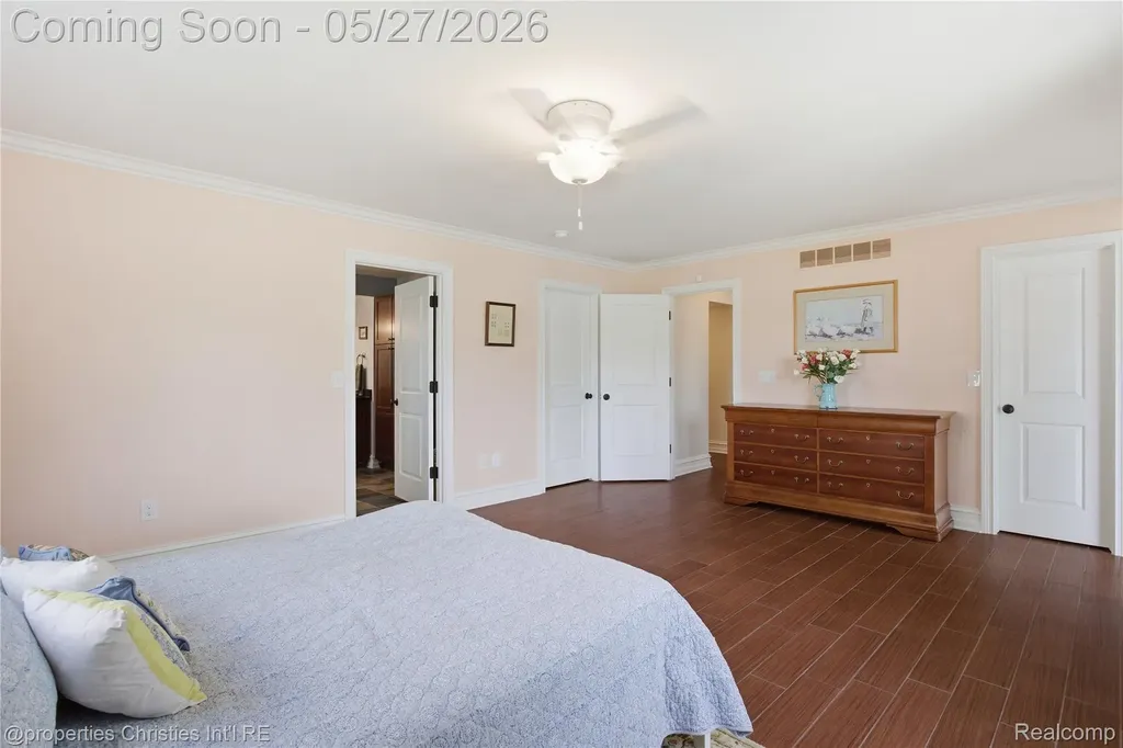 6672 Seth Court Independence Charter Township MI 48348