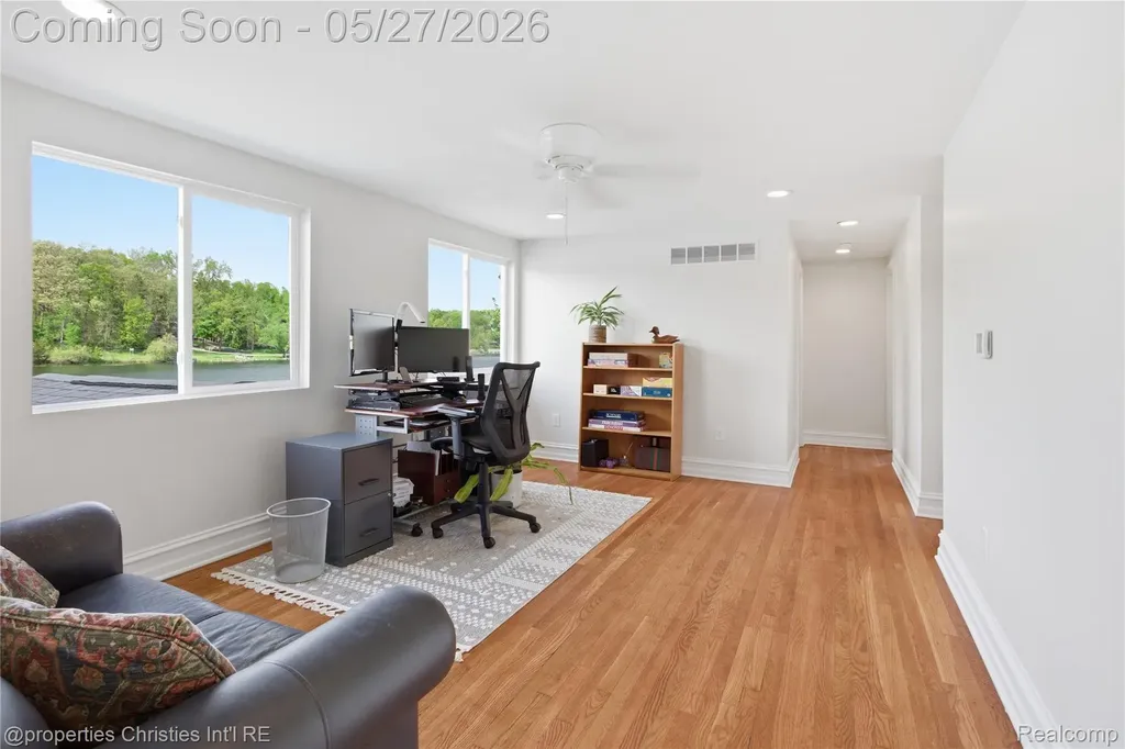 6672 Seth Court Independence Charter Township MI 48348