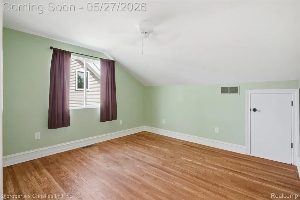 6672 Seth Court Independence Charter Township MI 48348