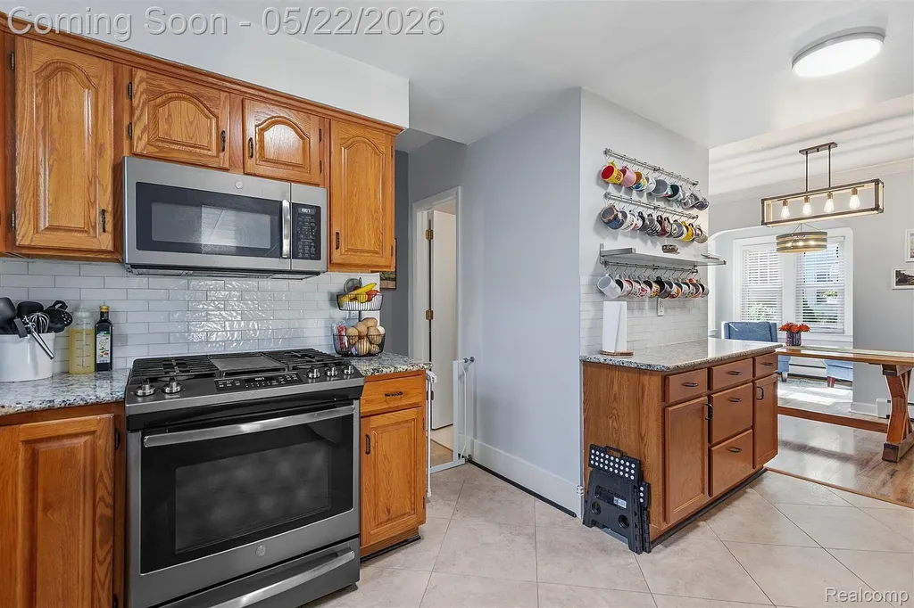 156 Moross Street Mt. Clemens City MI 48043