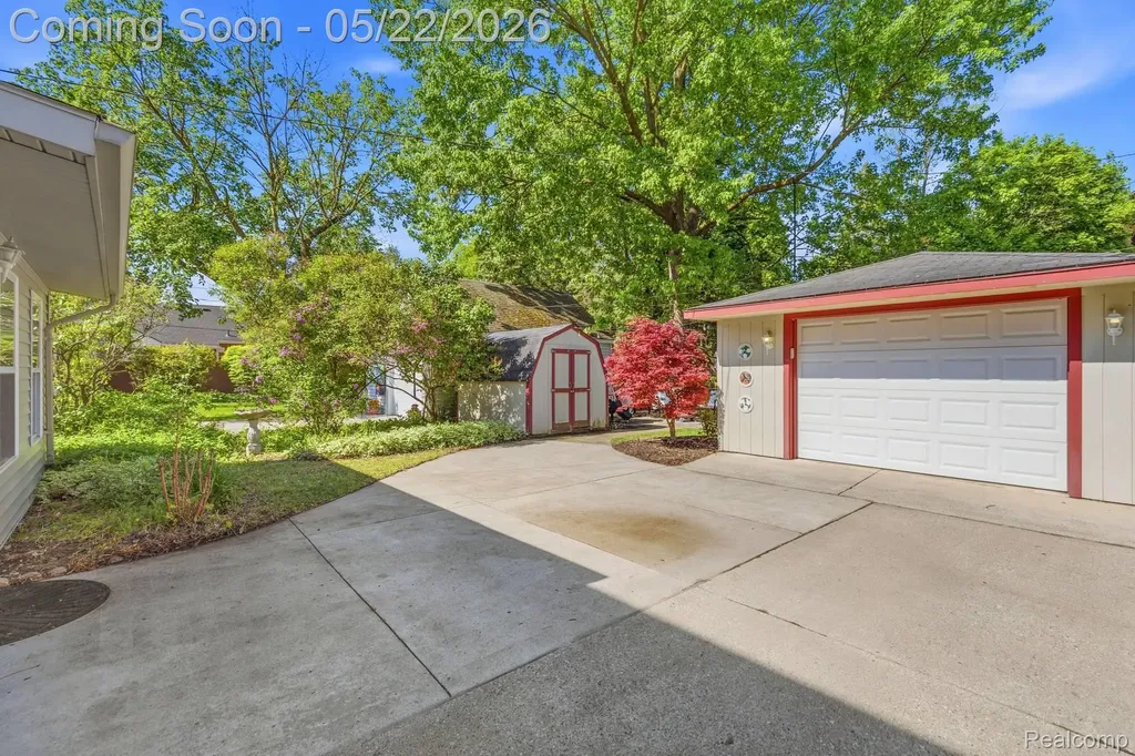 156 Moross Street Mt. Clemens City MI 48043