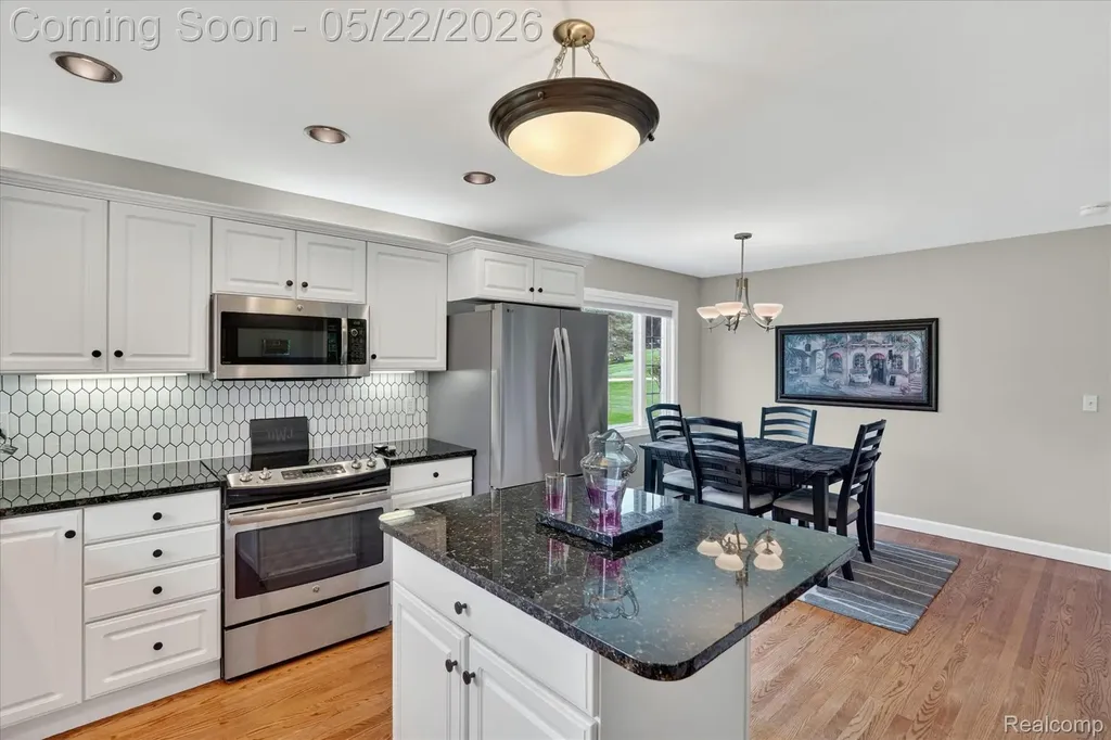 12192 Overlook Drive Tyrone Township MI 48430