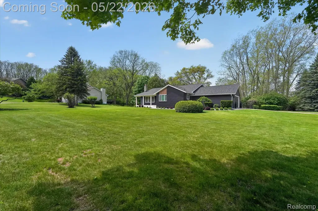 12192 Overlook Drive Tyrone Township MI 48430