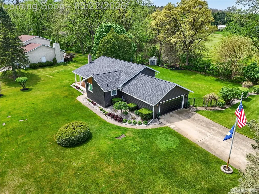 12192 Overlook Drive Tyrone Township MI 48430