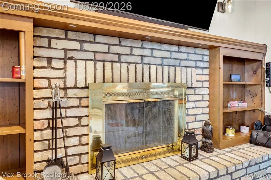 4445 E Hill Road Grand Blanc City MI 48439