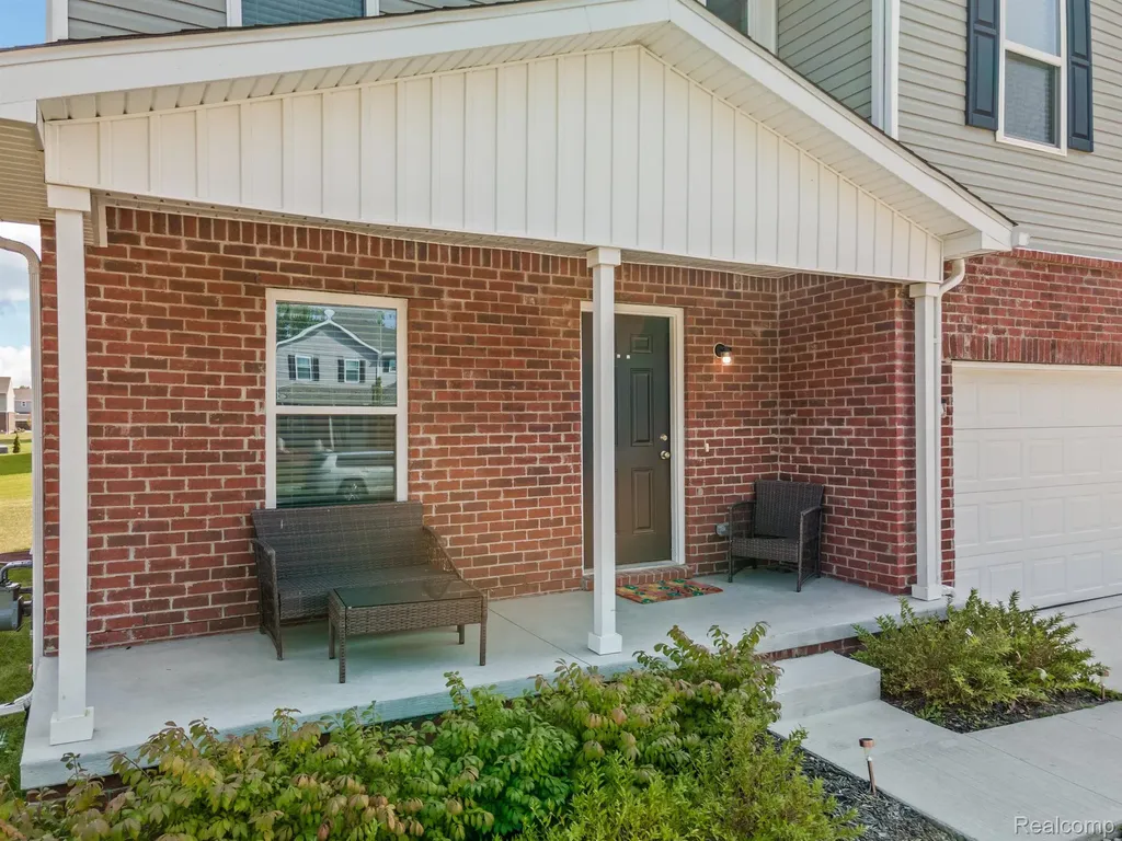 10219 Island Lake Drive Taylor City MI 48180