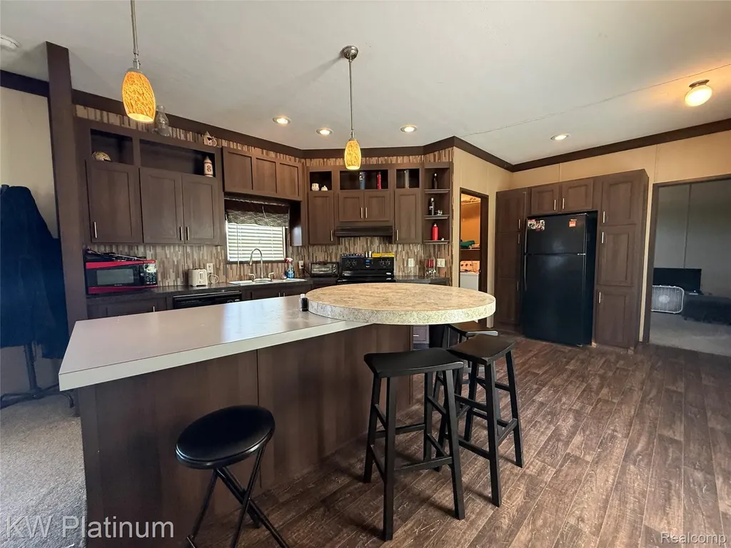 29927 Guilford Circle Chesterfield Township MI 48051