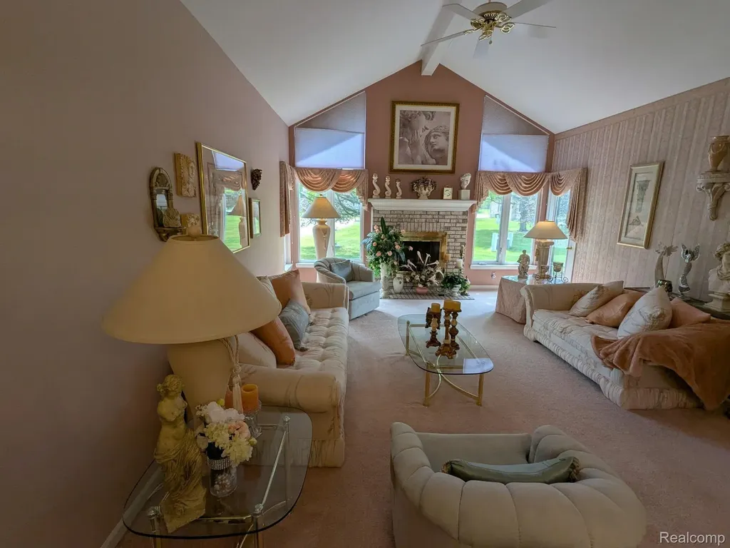 48659 Sundance Court Shelby Charter Township MI 48315