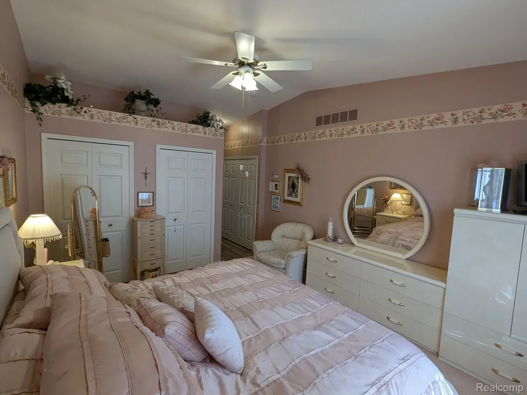 48659 Sundance Court Shelby Charter Township MI 48315