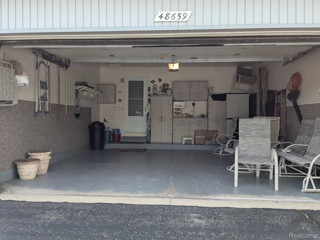 48659 Sundance Court Shelby Charter Township MI 48315