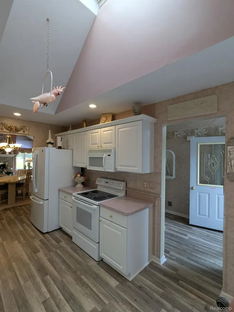 48659 Sundance Court Shelby Charter Township MI 48315