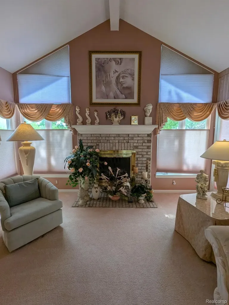48659 Sundance Court Shelby Charter Township MI 48315