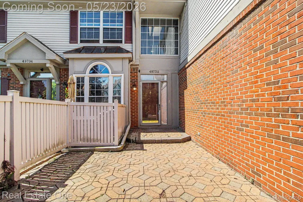 49738 Plymouth Way Plymouth Charter Township MI 48170