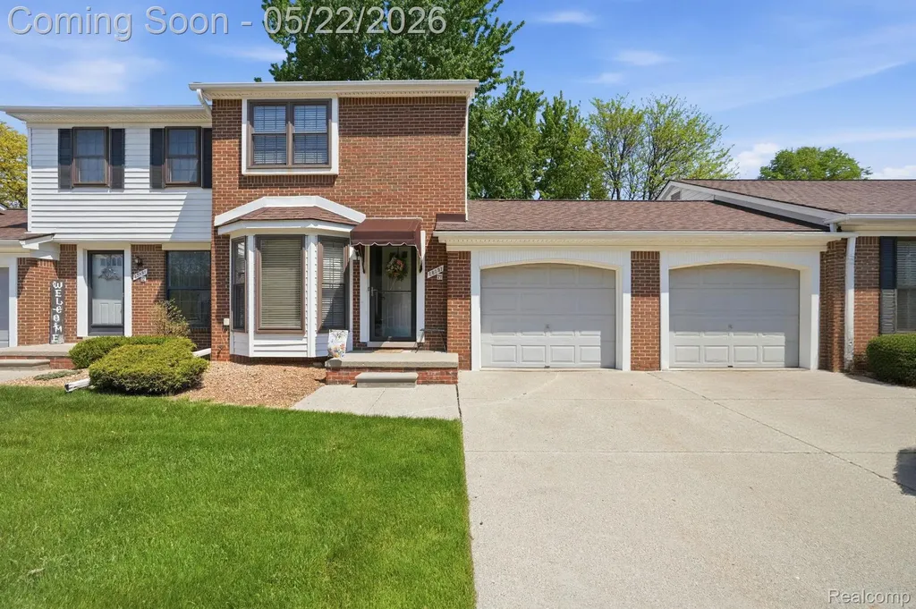 28091 Maple Forest Boulevard W Harrison Charter Township MI 48045