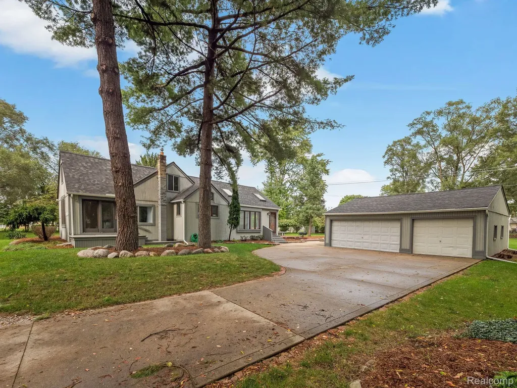 48070 Shelby Road Shelby Charter Township MI 48317