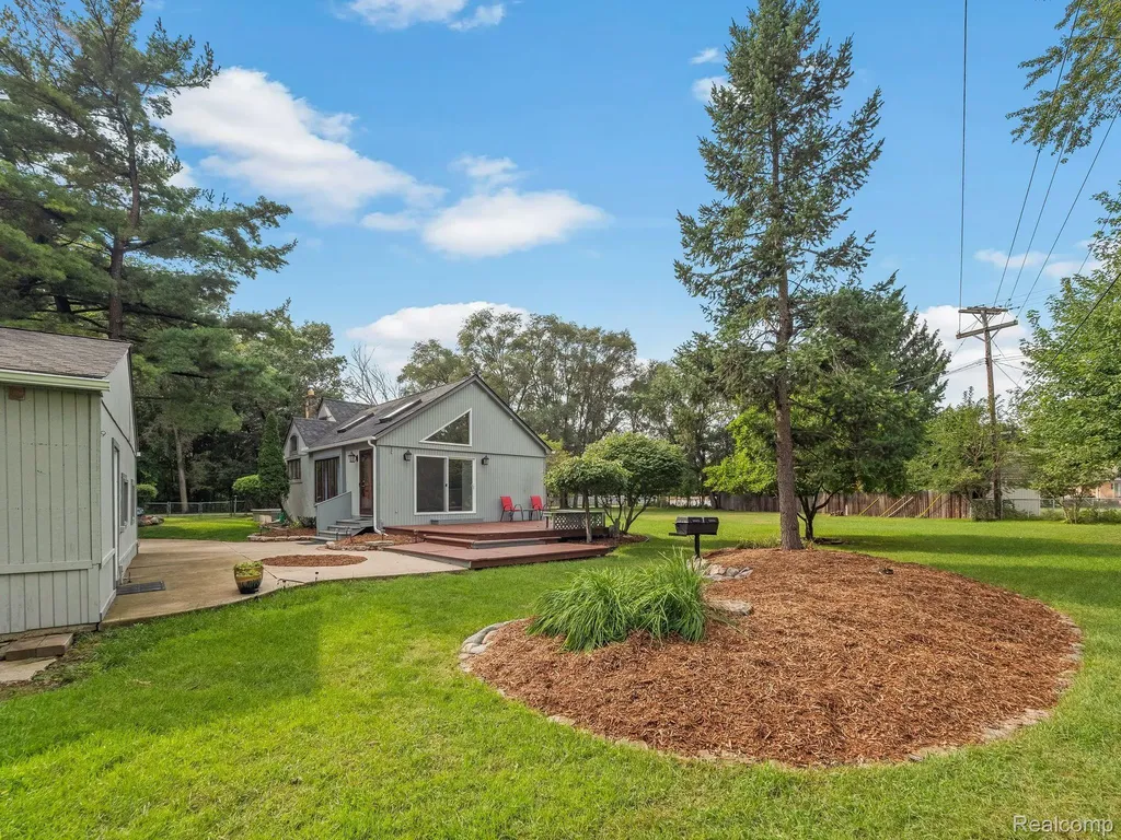 48070 Shelby Road Shelby Charter Township MI 48317