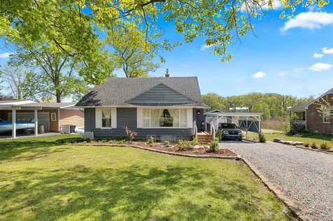 22827 Meridian Road Grosse Ile Township MI 48138