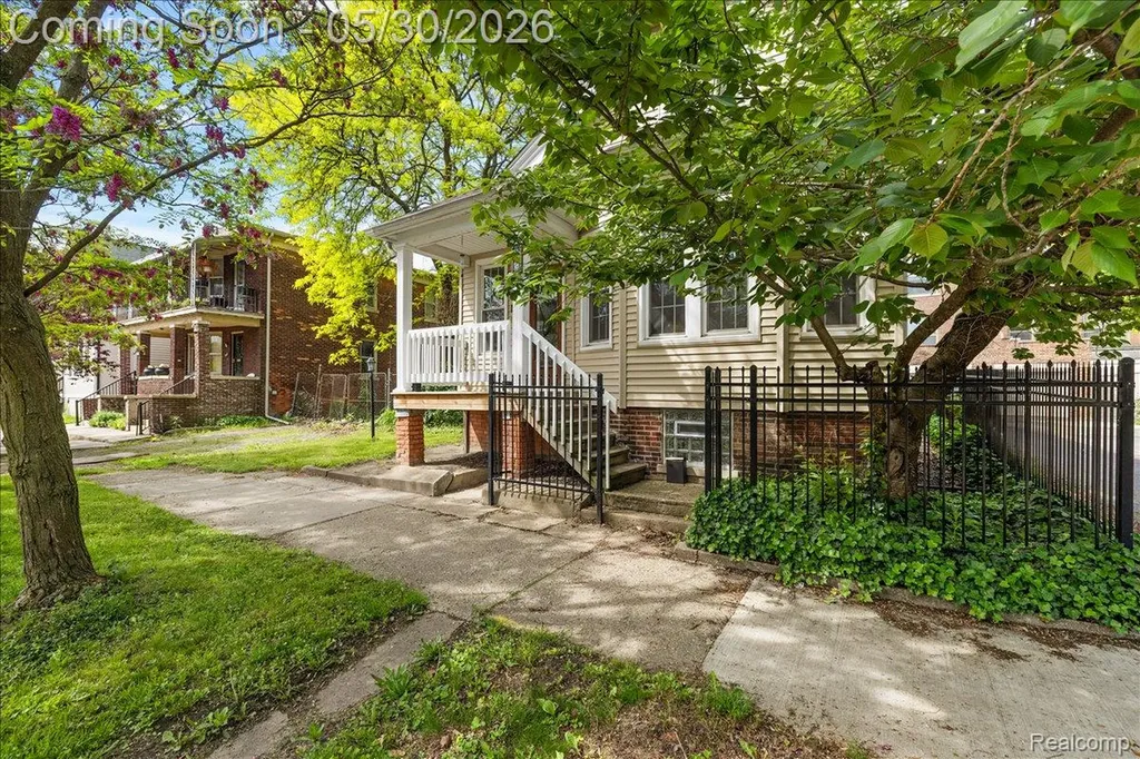 1481 Baldwin Street Detroit City MI 48214