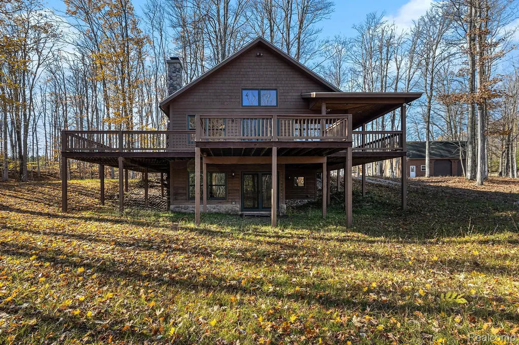 2446 Spayde Road Charlevoix City MI 49720