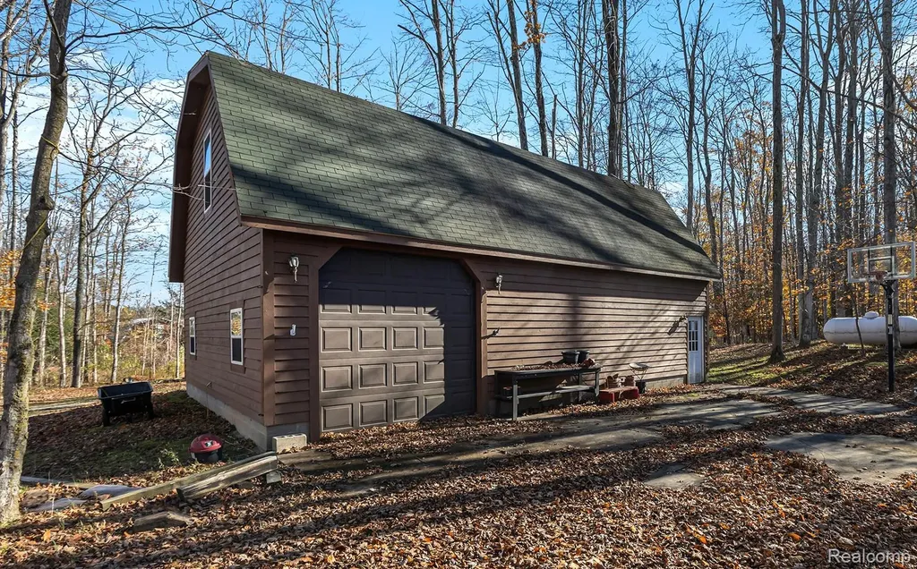 2446 Spayde Road Charlevoix City MI 49720