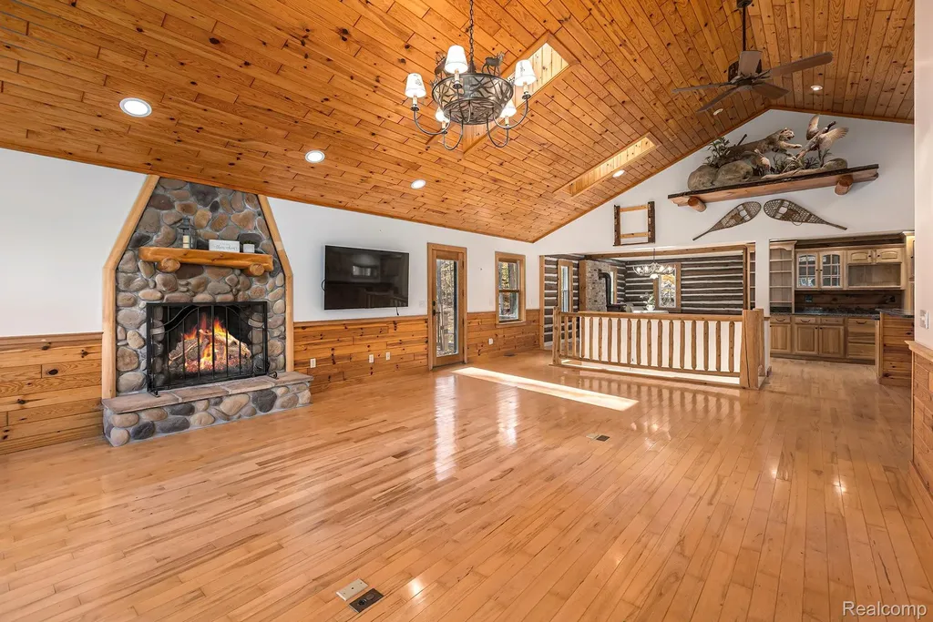 2446 Spayde Road Charlevoix City MI 49720