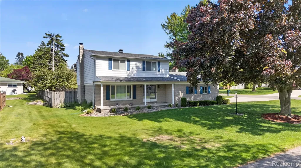 38010 John P Street Clinton Charter Township MI 48036