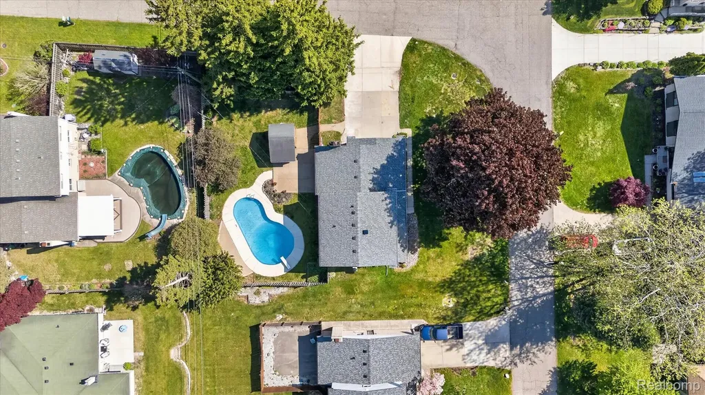 38010 John P Street Clinton Charter Township MI 48036