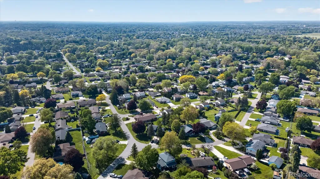 38010 John P Street Clinton Charter Township MI 48036
