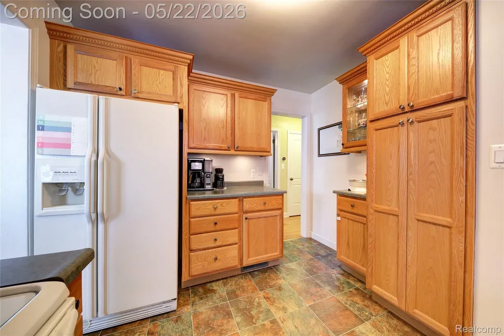 22720 Wellington Street Dearborn City MI 48124