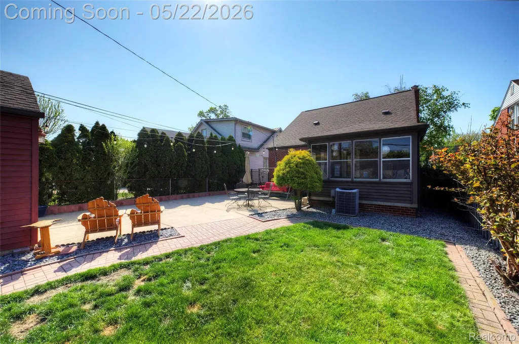 22720 Wellington Street Dearborn City MI 48124